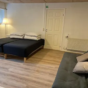 https://apt-the-italian-house-3.skagenhotels.net